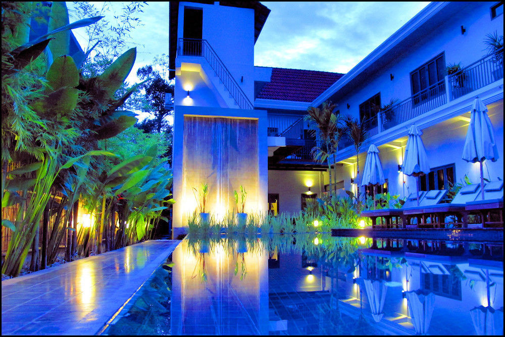 ซานตาคลารา บูทิก โฮเต็ล Hotel เสียมราฐ ภายนอก รูปภาพ