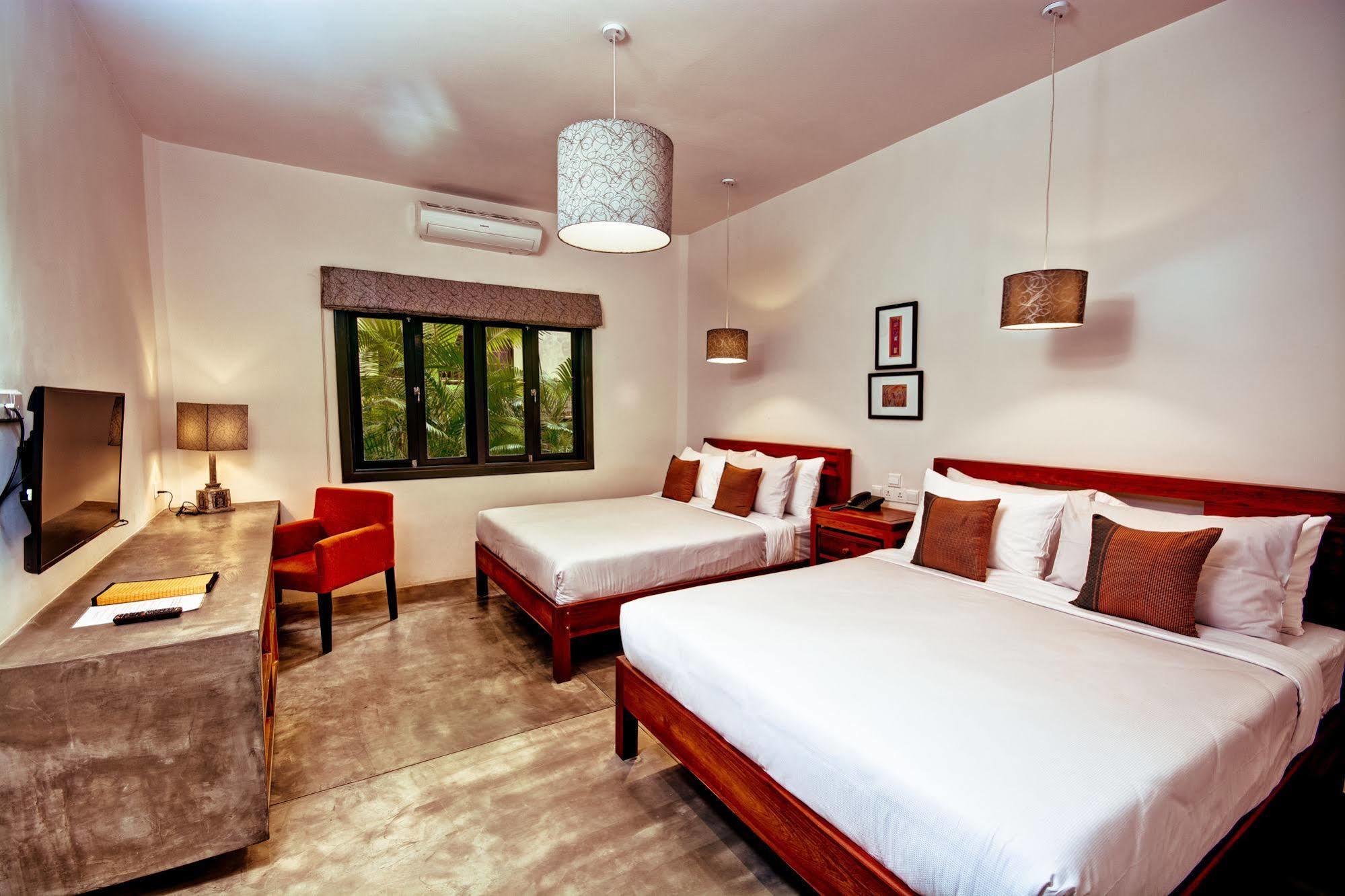 ซานตาคลารา บูทิก โฮเต็ล Hotel เสียมราฐ ภายนอก รูปภาพ