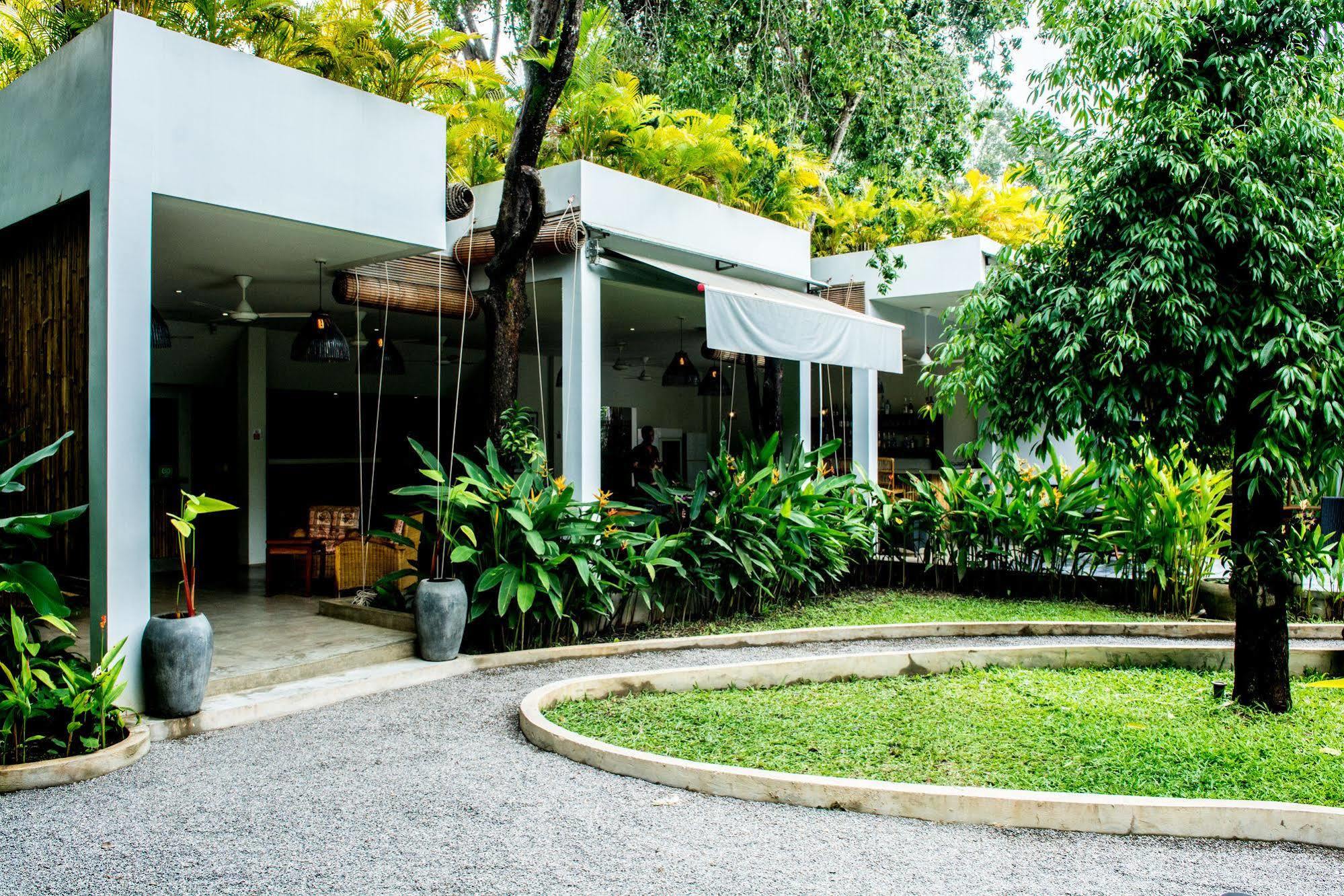 ซานตาคลารา บูทิก โฮเต็ล Hotel เสียมราฐ ภายนอก รูปภาพ
