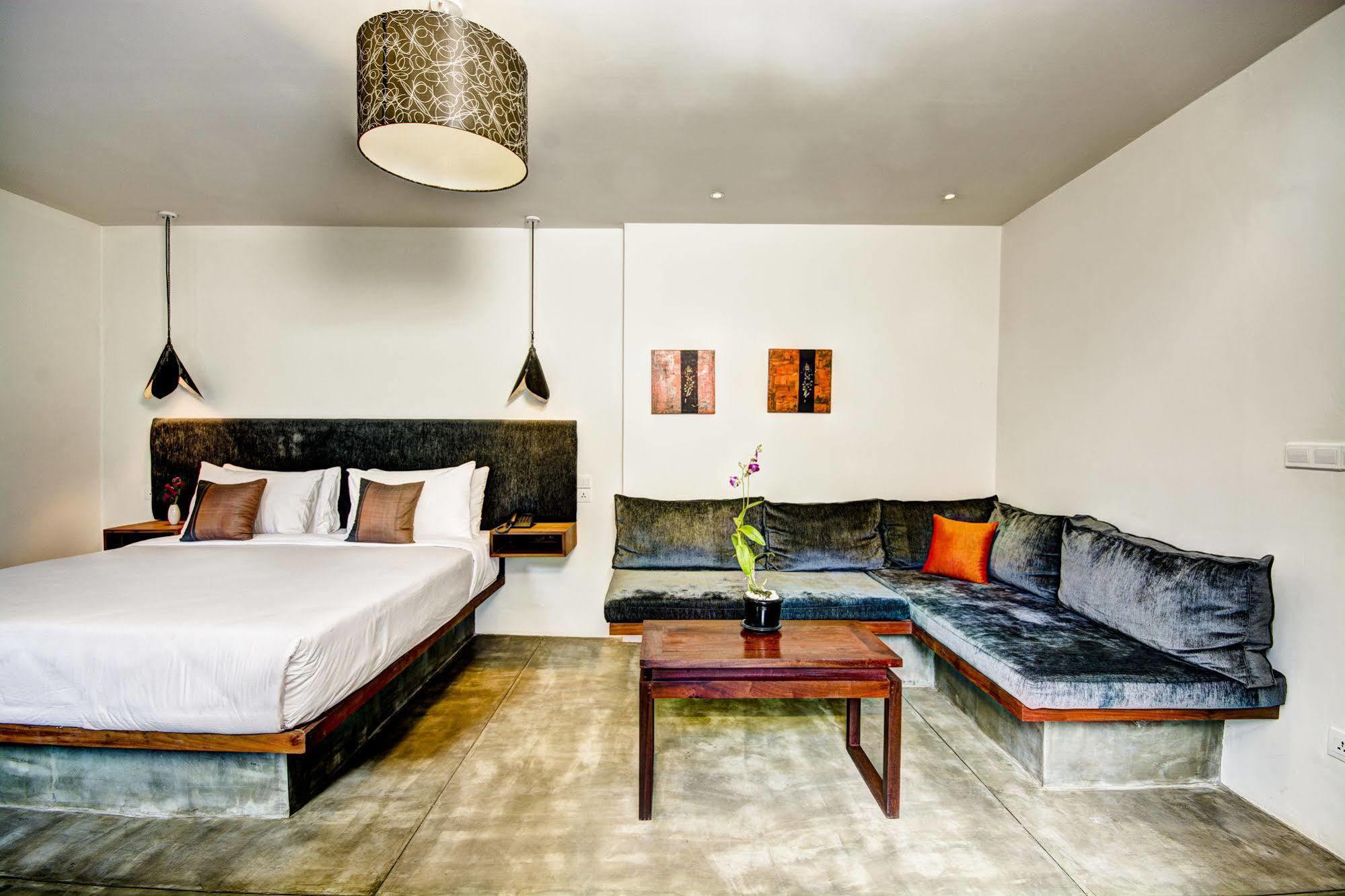 ซานตาคลารา บูทิก โฮเต็ล Hotel เสียมราฐ ภายนอก รูปภาพ